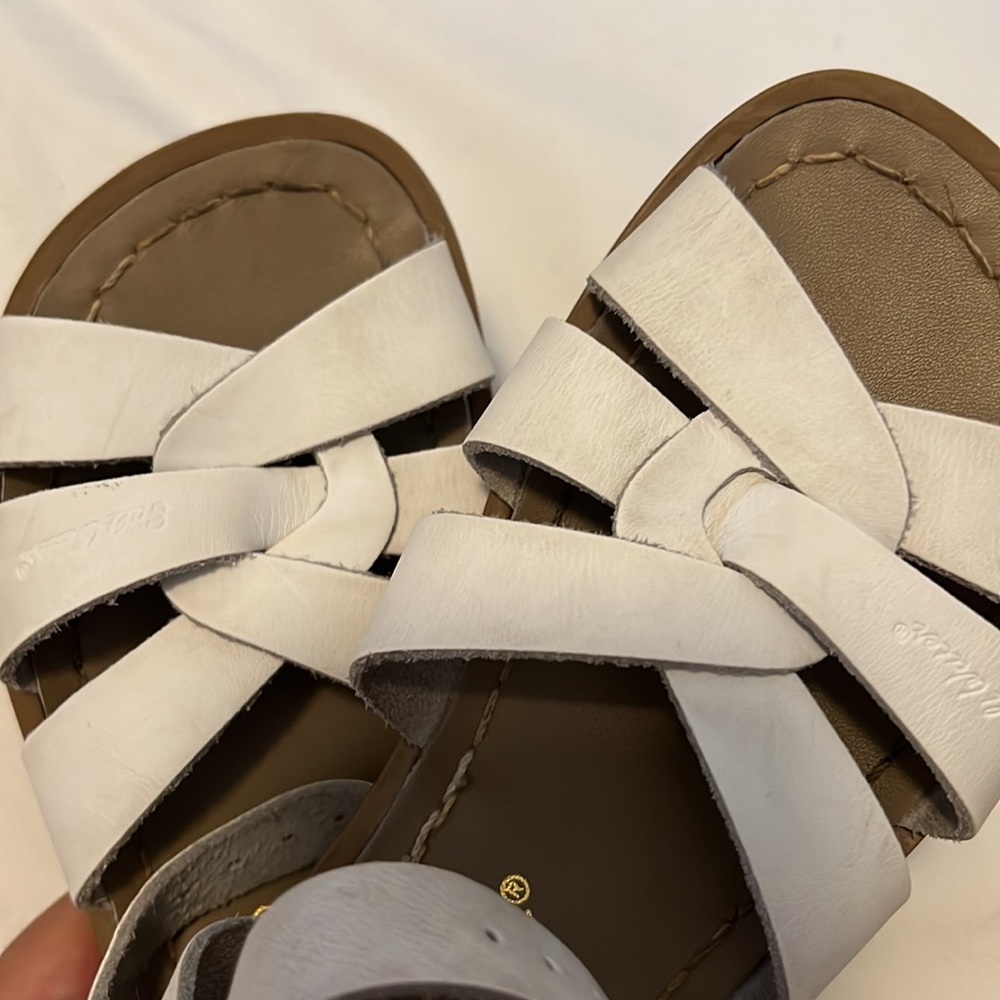 Good condition salt water kids sandals